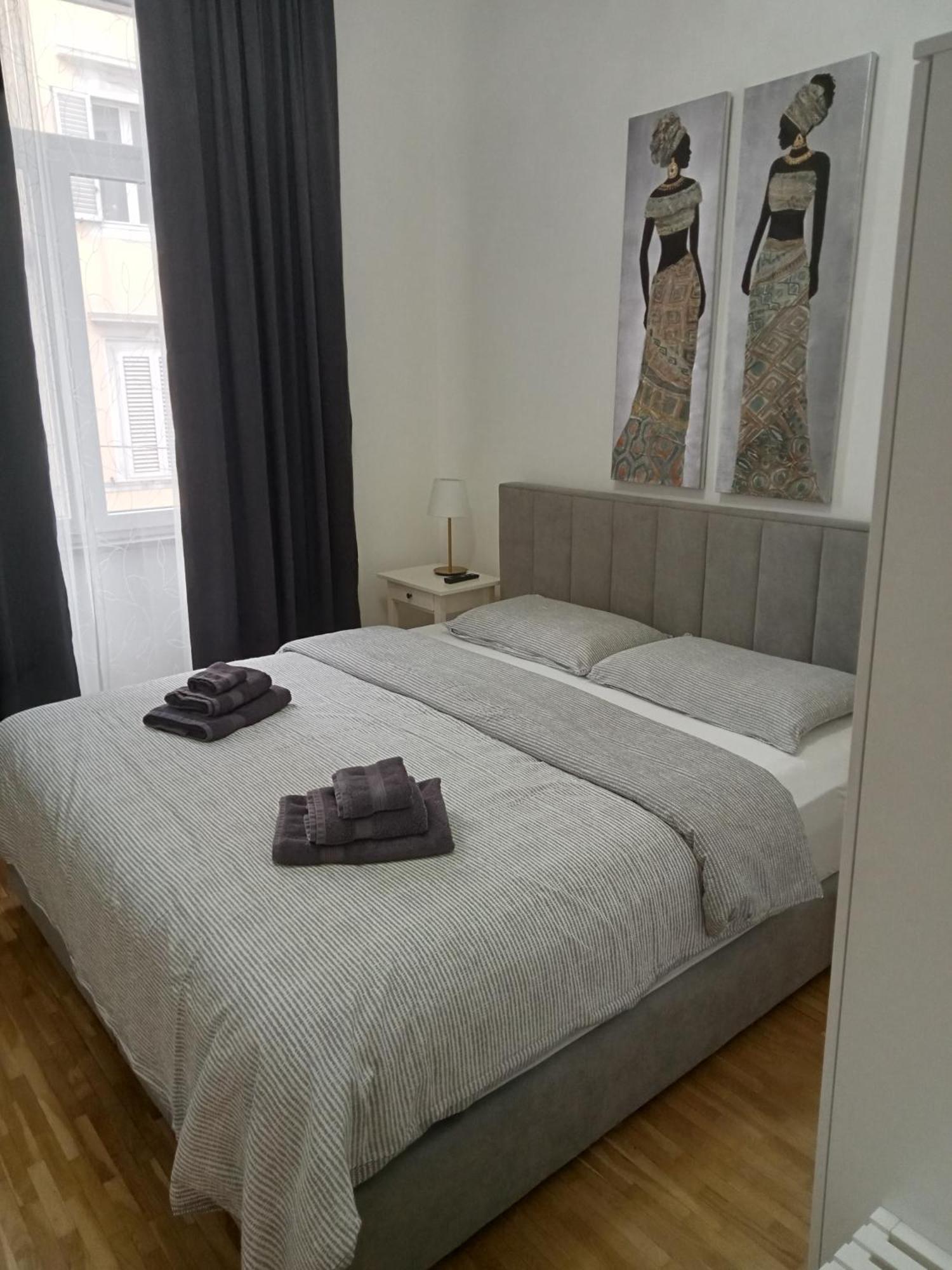 Fenix Rooms Trieste Exterior foto